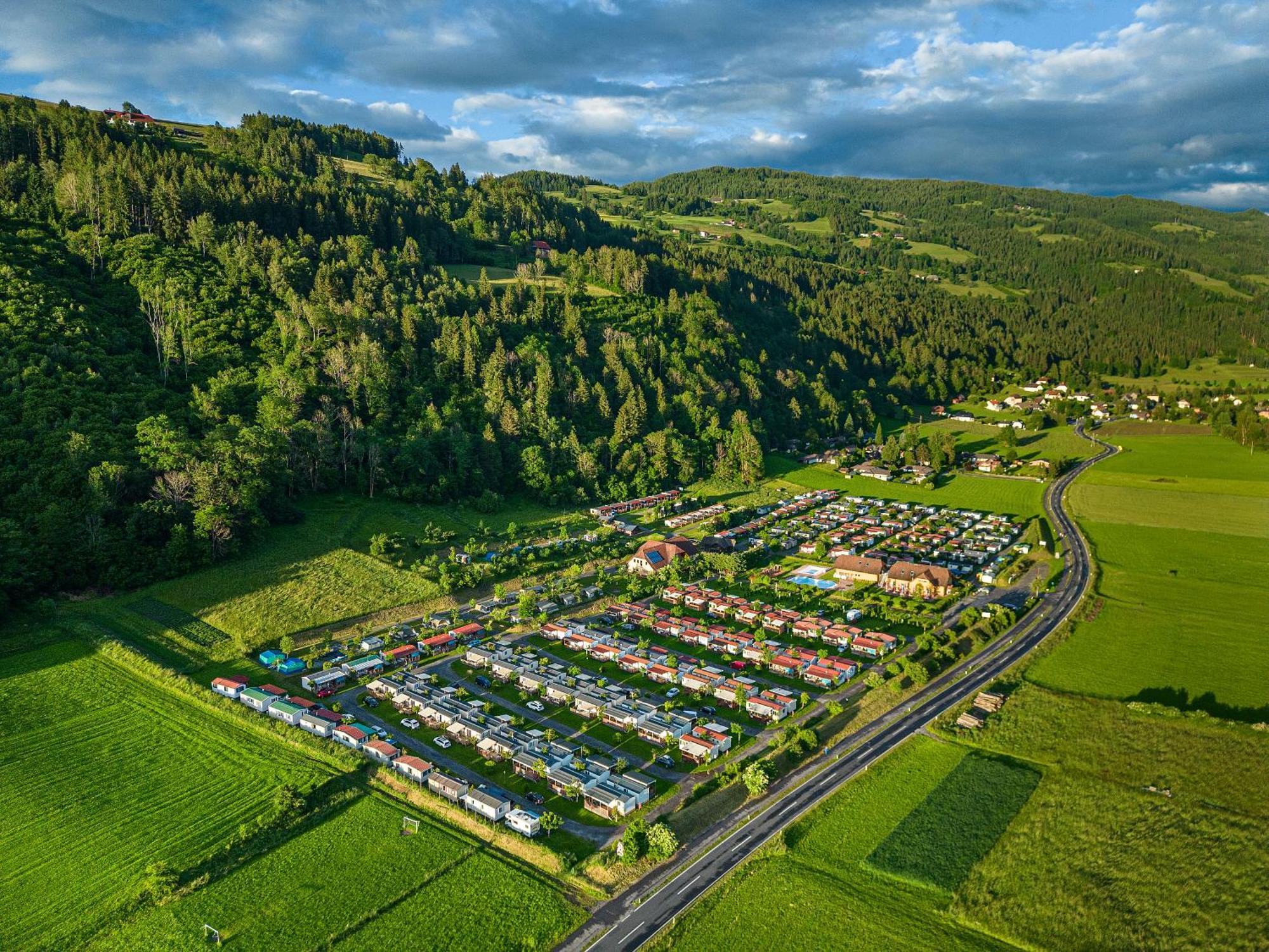 Albatross Mobile Homes On Camping Bella Austria Санкт-Петер-ам-Каммерсберг Экстерьер фото