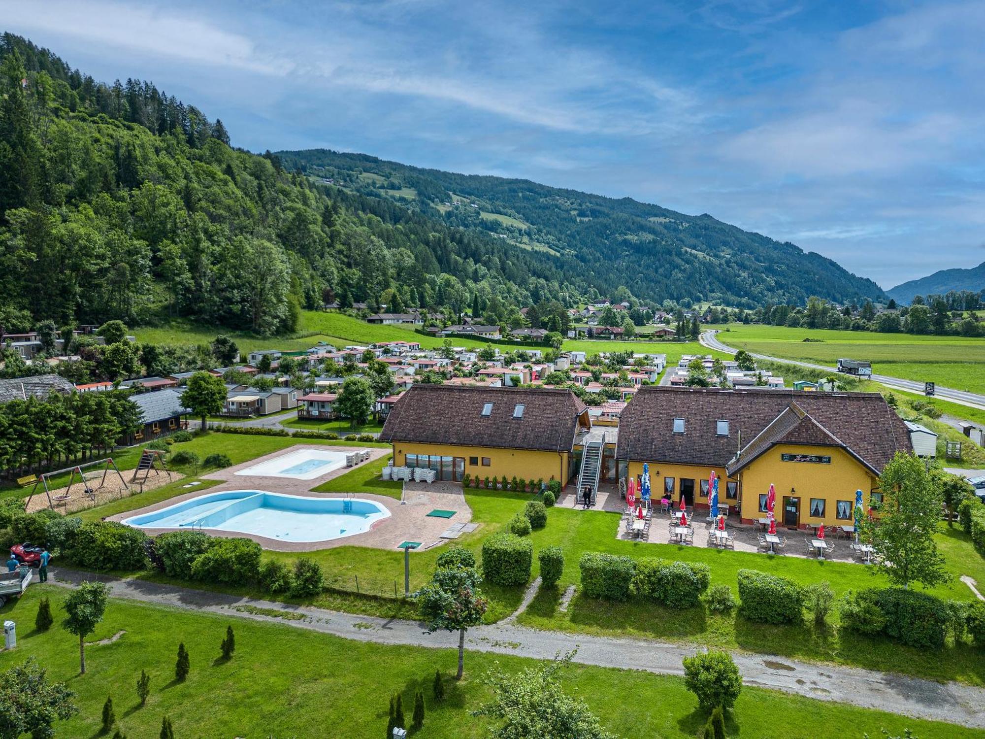 Albatross Mobile Homes On Camping Bella Austria Санкт-Петер-ам-Каммерсберг Экстерьер фото